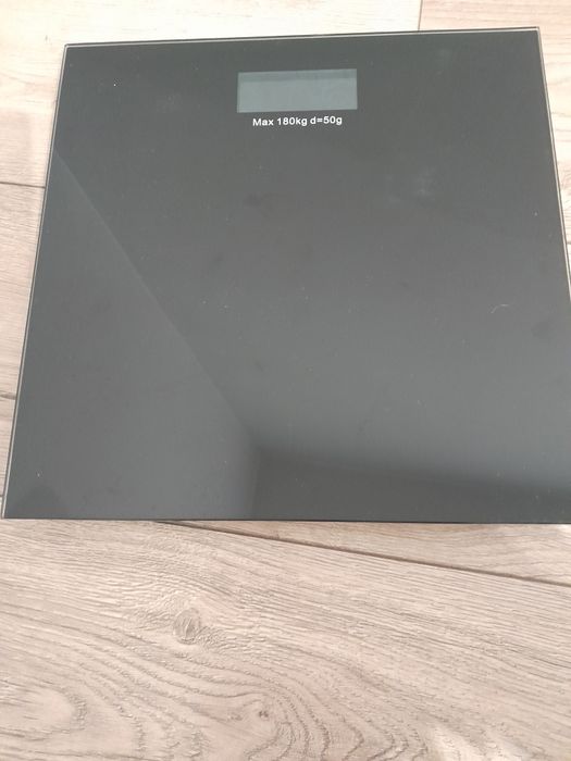 Waga łazienkowa szklana