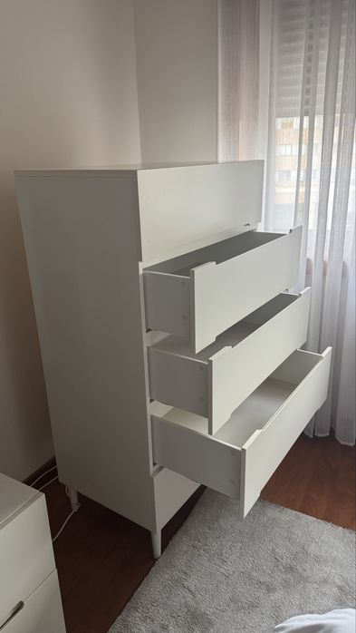 Cómoda branca com 5 gavetas, IKEA