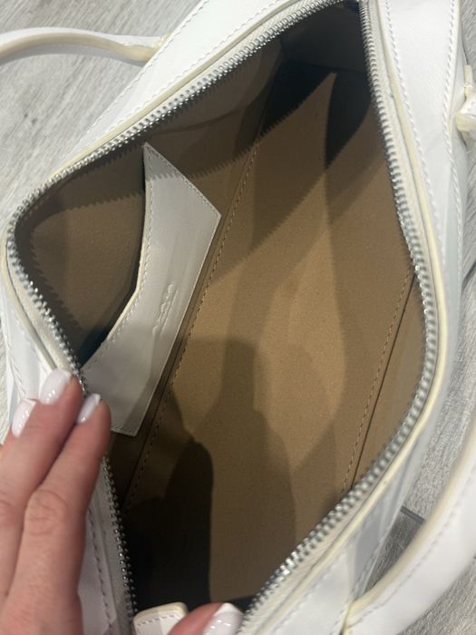 Сумка  натуральная кожа Alaia