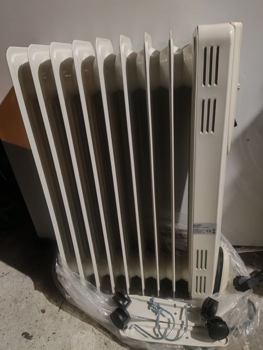 Grzejnik elektryczny olejowy HD907 Castorama