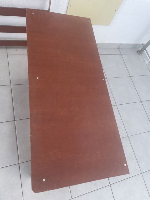 Estrutura para garrafas de gás