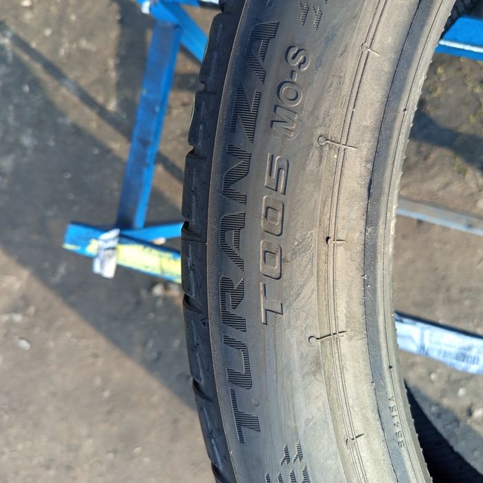 255/40/R20 Bridgestone Turanza T005