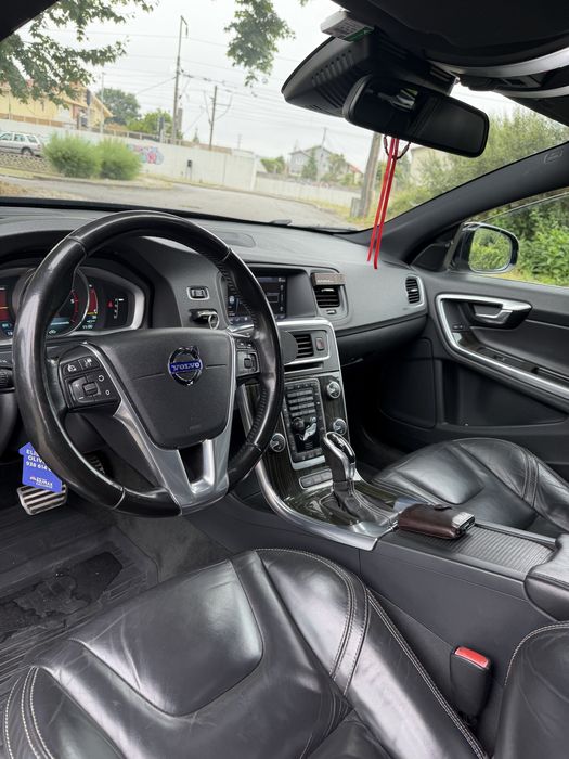 Volvo V60 D6 Full Extras