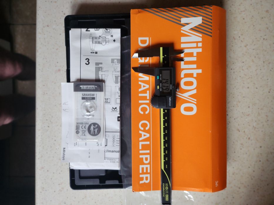 Mitutoyo Suwmiarka Digimatic Caliper.