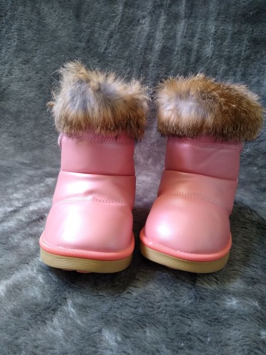 Śniegowce z futerkiem dla dziewczynki