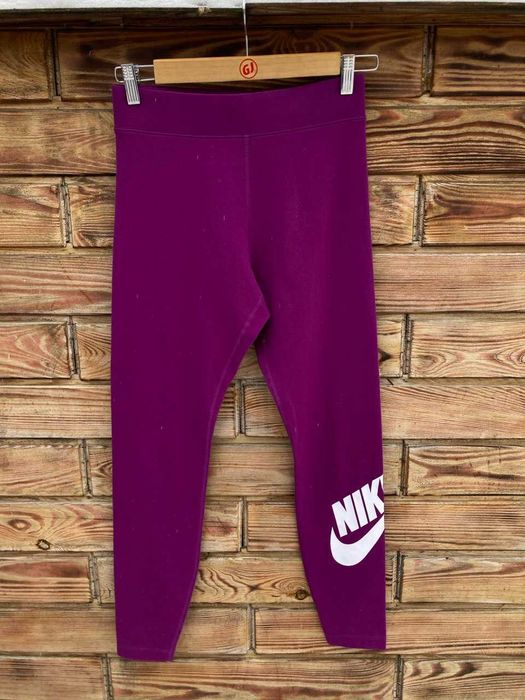Жіночі фіолетові спортивні лосини Nike розмір М