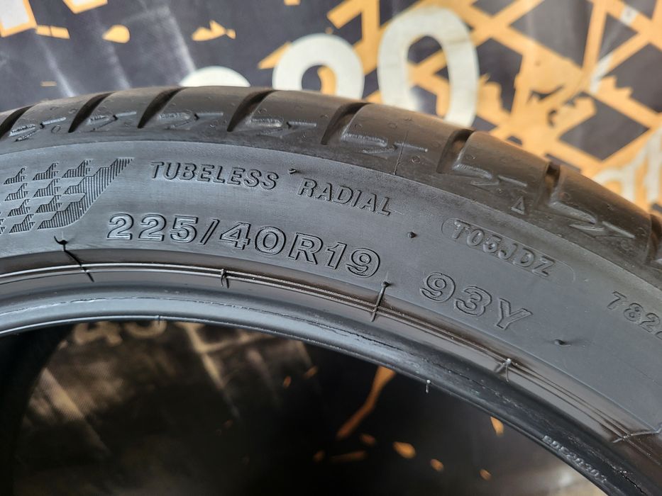 Opony letnie 225/40/19 Bridgestone 21rok 6,5mm