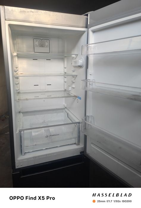 Vendo frigorífico Indesit, como novo..