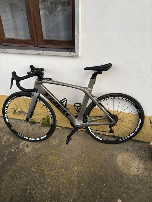 Bicicleta Estrada Trek Madone