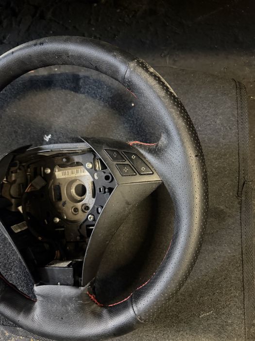 Volante BMW e61 sem airbag