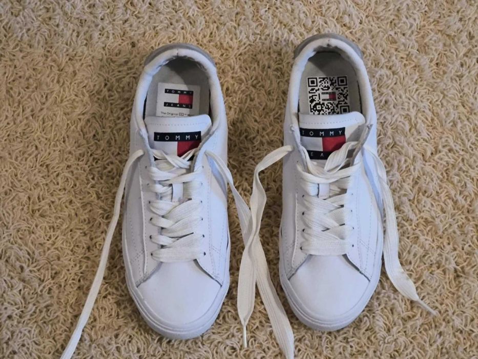 Tommy Jeans skórzane, białe, damskie sneakersy roz. 40