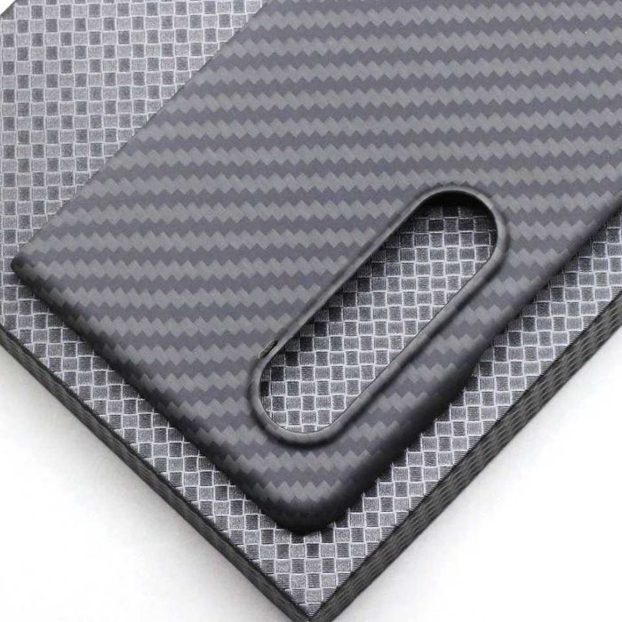 Карбоновый чехол Samsung Galaxy Z Fold 3