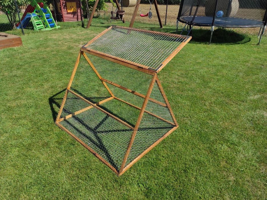 Klatka, kojec pod wymiar dla zwierząt