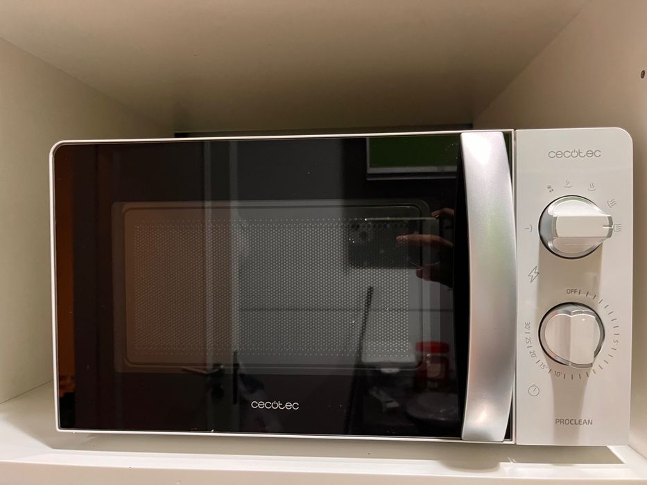 Microondas cecotec usado