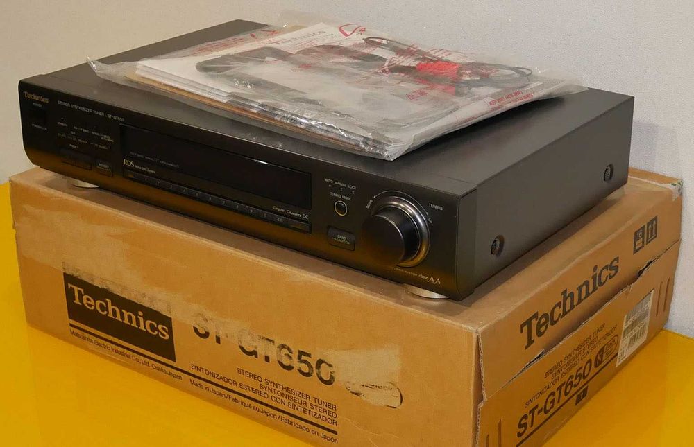 Тюнер Technics ST-GT650 в заводской упаковке