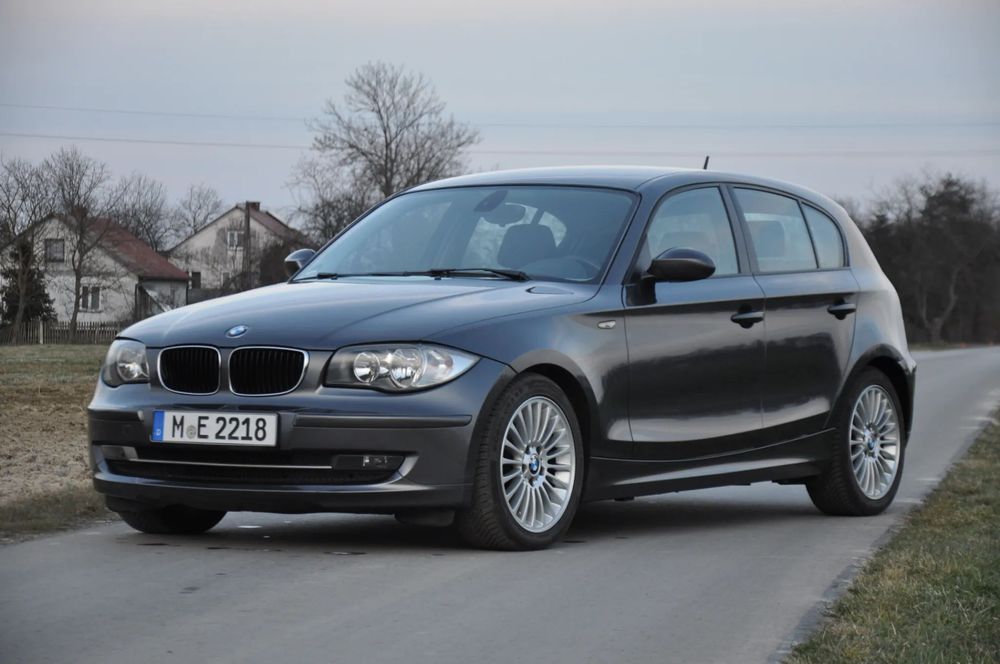 BMW Seria 1 118d LCI sprowadzony oryginalny lakier