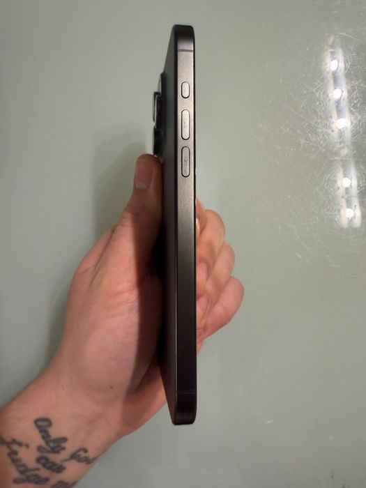 ІСмартфон Apple iPhone 15 Pro Max 256GB Black Titanium, e-SIM. БУ