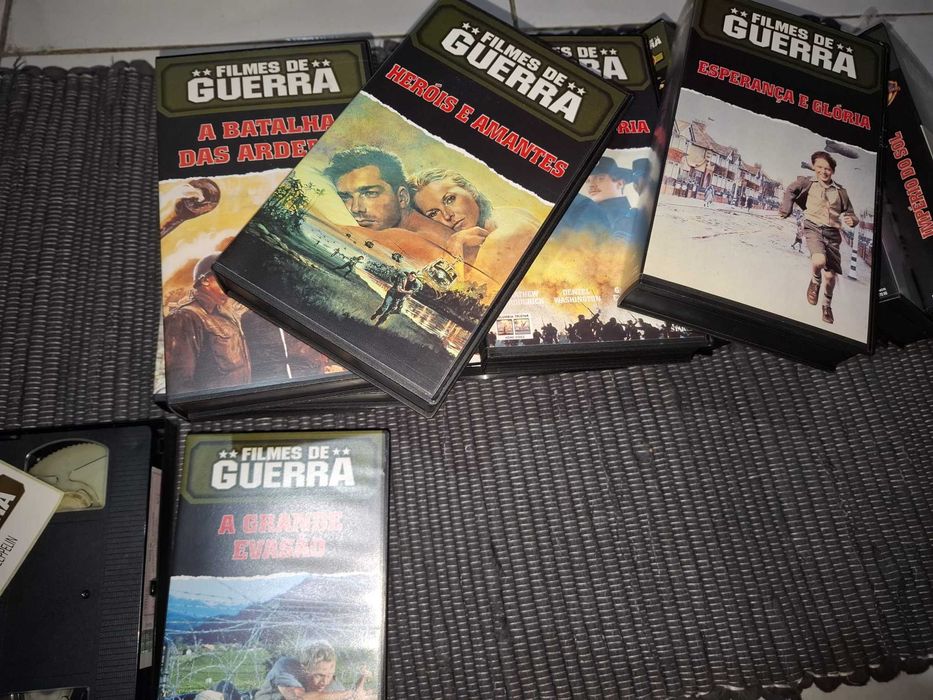 RARIDADE Coleção Completa VHS Enciclopédia Lusomundo Filmes de Guerra 35 Cassetes