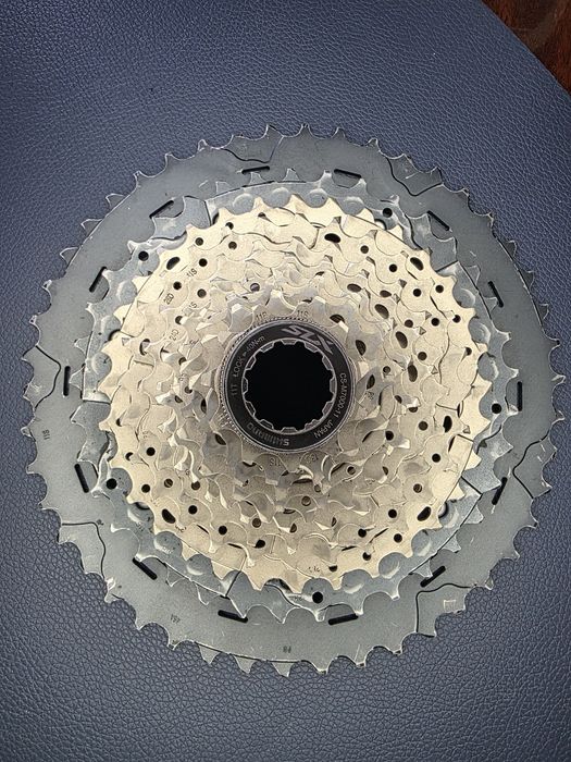 Касета 11 швидкостей Shimano CS-M7000 SLX 11-42