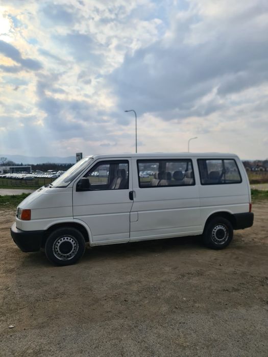 Volkswagen T4 2.5 TDI 9-osobowy rok 2000