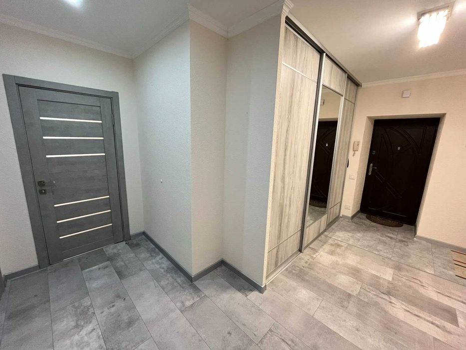 2к квартира На Озерній біля Агори