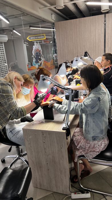 Базовий курс МАНІКЮР - ПЕДИКЮР 40 годин, 5 днів, 5800грн