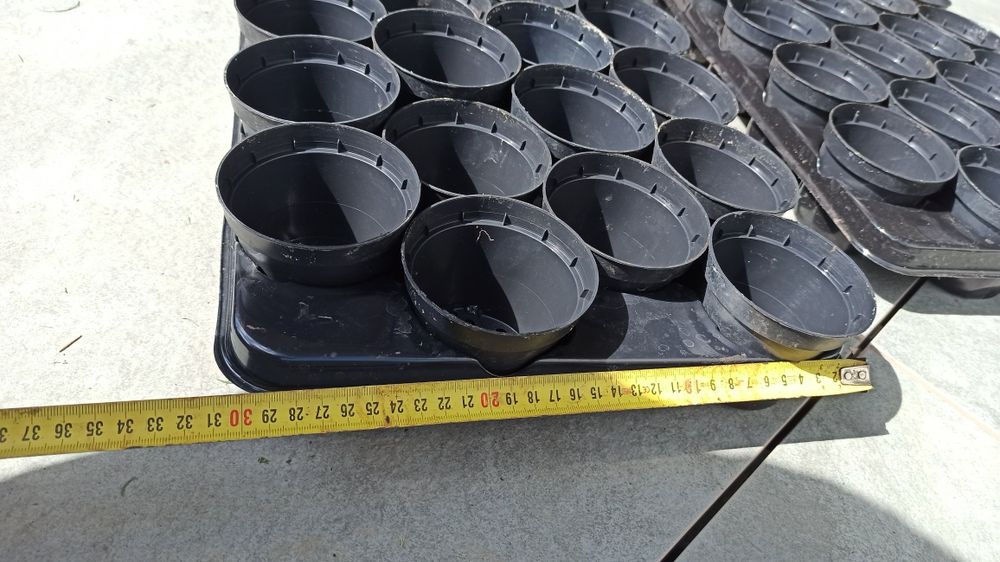 Paleta z doniczkami 2x po 24