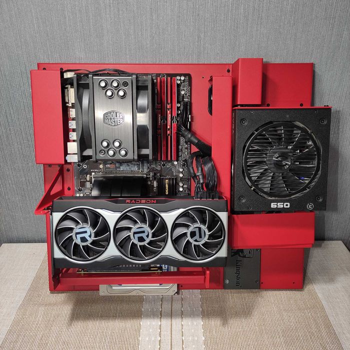 Komputer na ścianę, RX 6800 16GB, Ryzen 5600x, 16GB DDR4, SSD, EVGA 650W