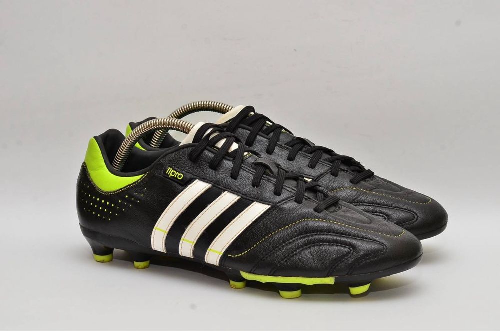 Adidas 11nova 44р сороконожки бампы бутсы копы для футбола