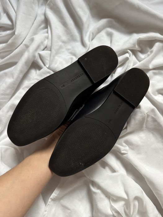 Mokasyny czarne Reserved klamra rozmiar 38