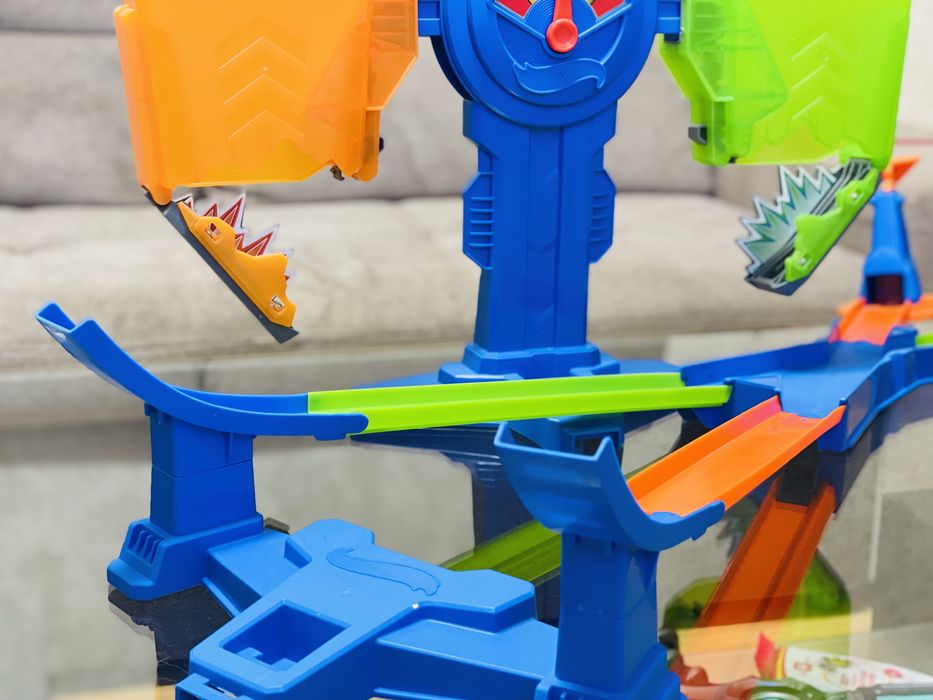 Автотрек Hot Wheels Balance Breakout (FRH34)