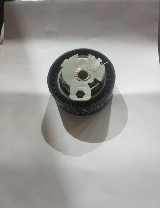 Ролик грм натяжний Ford дизель 1.8 Ina f -579126 531049710 ru 55239.
