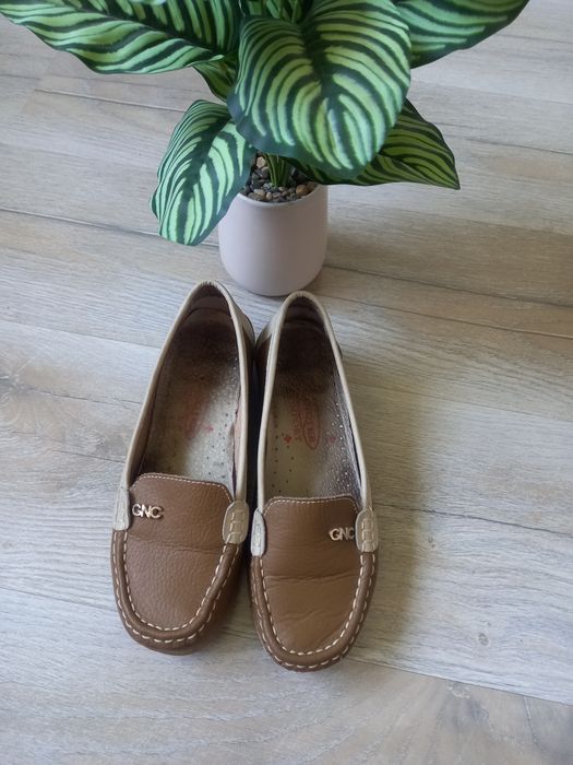 Buty damskie  snickersy trzewiki GNC  EUR 35, 36 loafersy