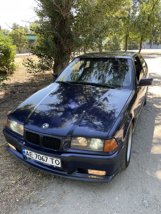 Продам BMW e36 compact