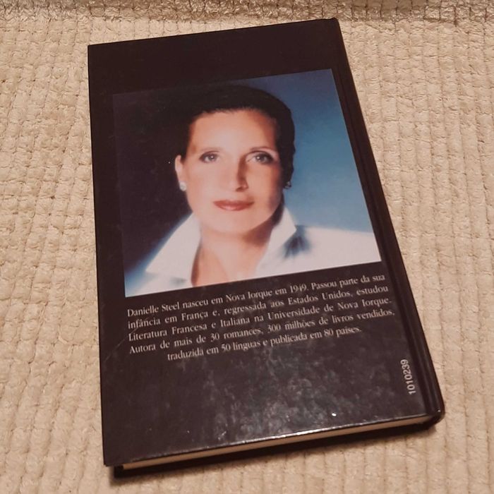 Livro: A Imagem no Espelho - Danielle Steel