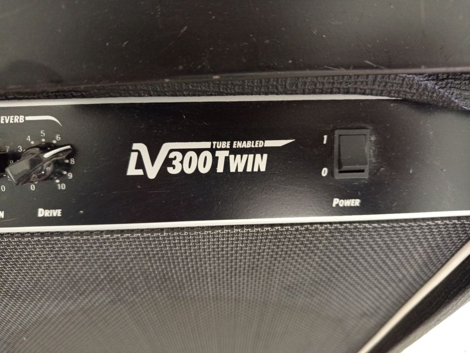 Laney LV300 Twin piec, wzmacniacz combo gitarowe