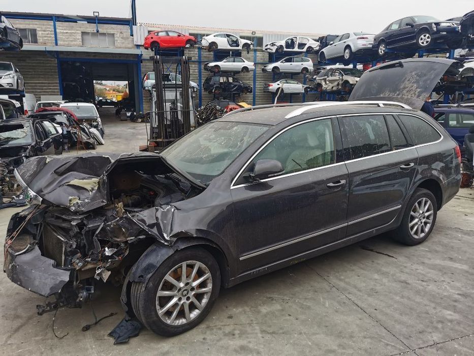 Peças Skoda Superb Combi 1.9 TDI do ano 2010