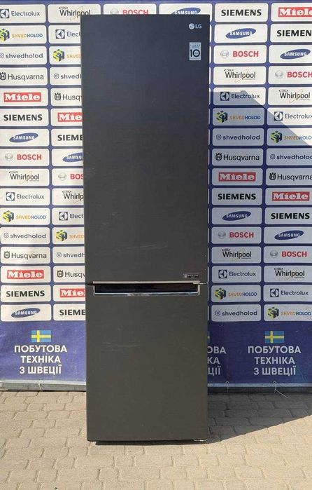 Холодильник б/в LG інвертор А+++ 200/60/60 Чорний мат NoFrost #07807
