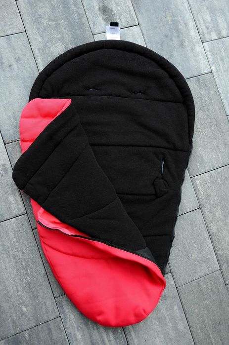 Wózek spacerówka typu parasolka + śpiworek Petite Star