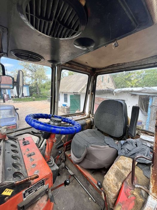 Продам ЮМЗ 8271