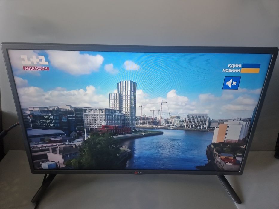 Лед тв LG 32 дюйма Т2