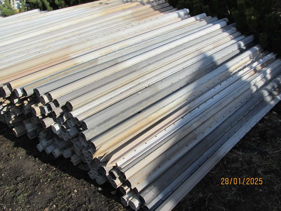 słupek do siatki leśnej winogron malin pastuch