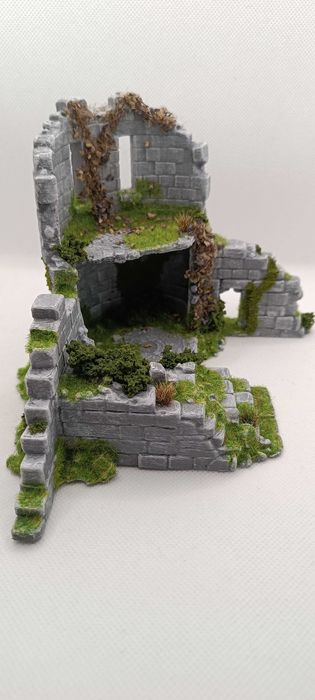 wargaming Ruiny – budynek 2 poziomy 28mm teren