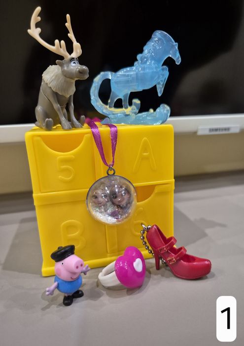 Набор,сюрприз,маленькие фигурки,коробки от свинки Пеппы