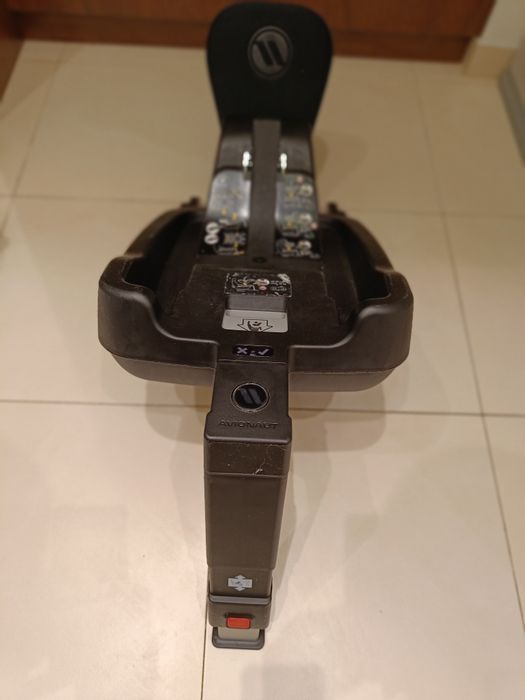 Fotelik z baza ISOFIX avionaut Pixel pro