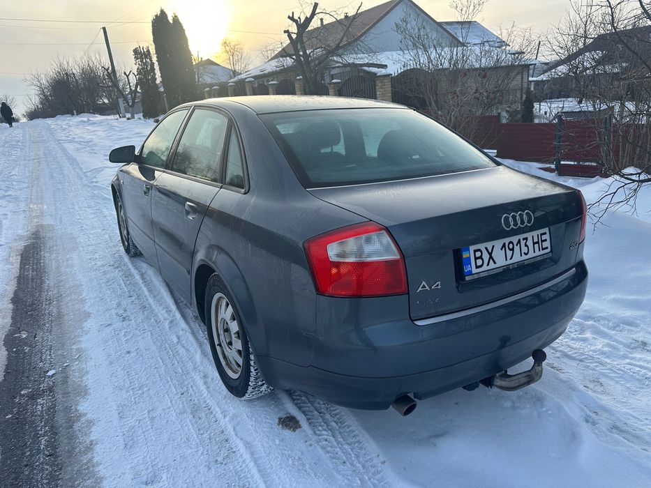 Audi A4 B6 седан