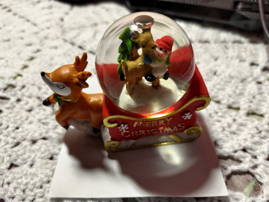 Новорічна різдвяна статуетка санчата Merry Christmas