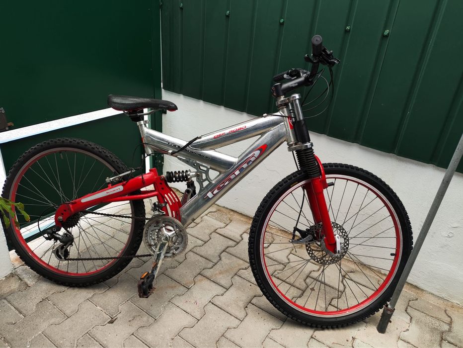 Bicicleta Team Full Suspension