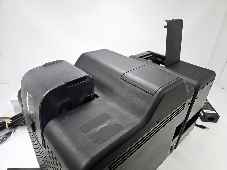 FARGO HDP5000 принтер пластикових карт 2-сторонній професійний 300dpi