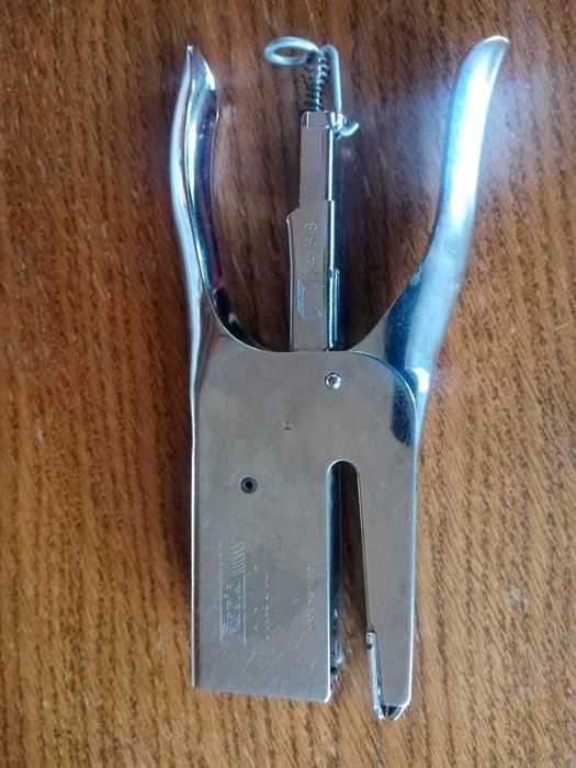 Firmowy RAPID K1 do 50 kartek